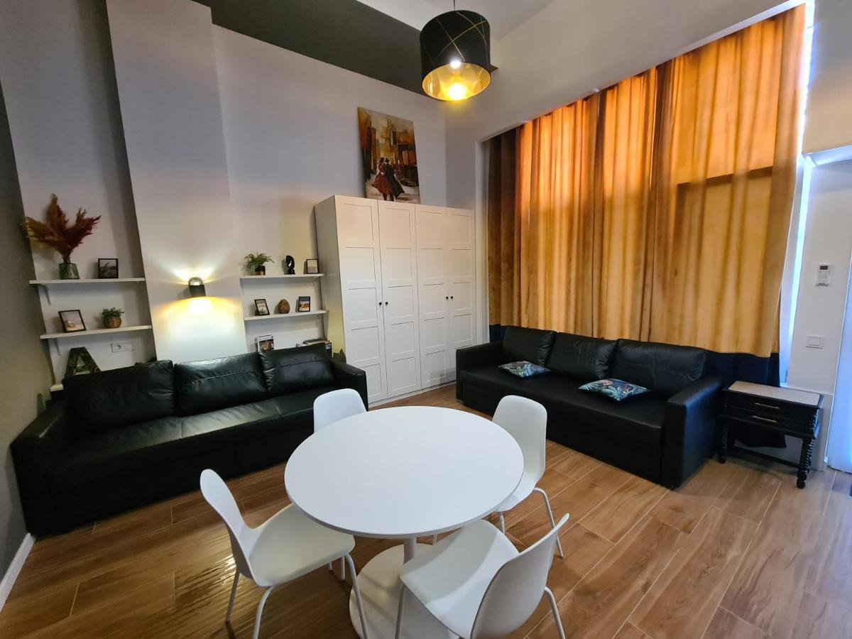 Hlius Brand New Apartments Valencia Luaran gambar
