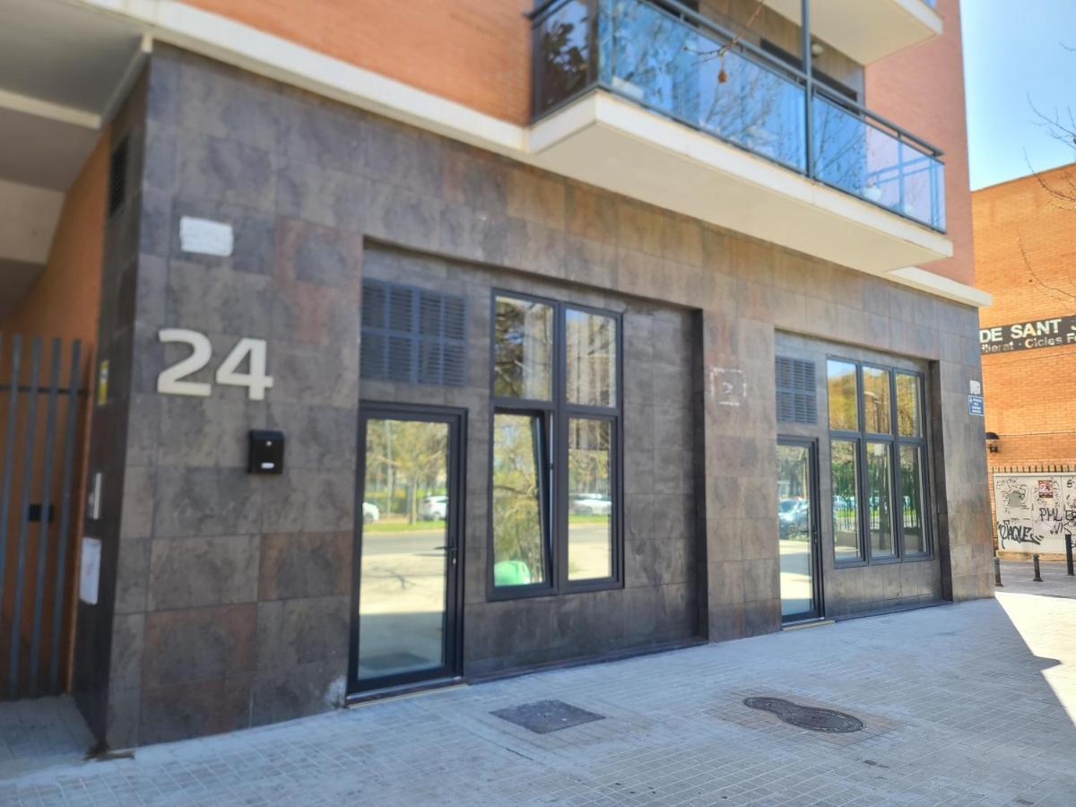 Hlius Brand New Apartments Valencia Luaran gambar
