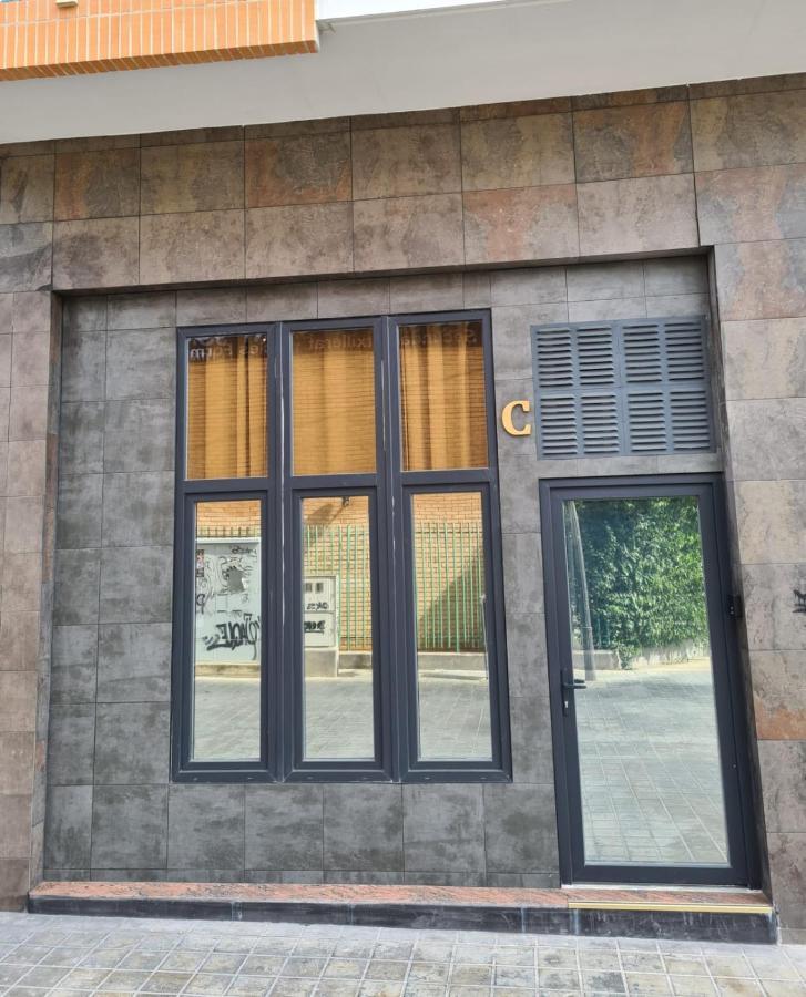 Hlius Brand New Apartments Valencia Luaran gambar